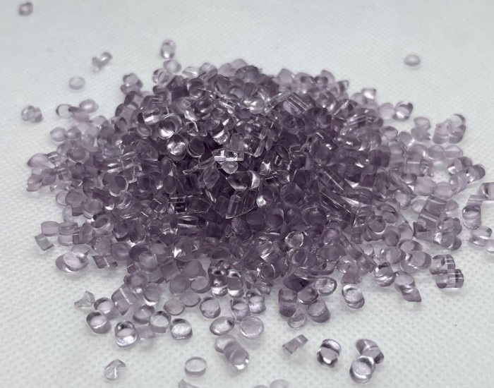 Hạt nhựa PVC trong n&acirc;u t&iacute;m 