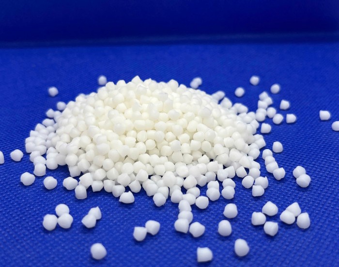 Hạt nhựa PVC trắng 1